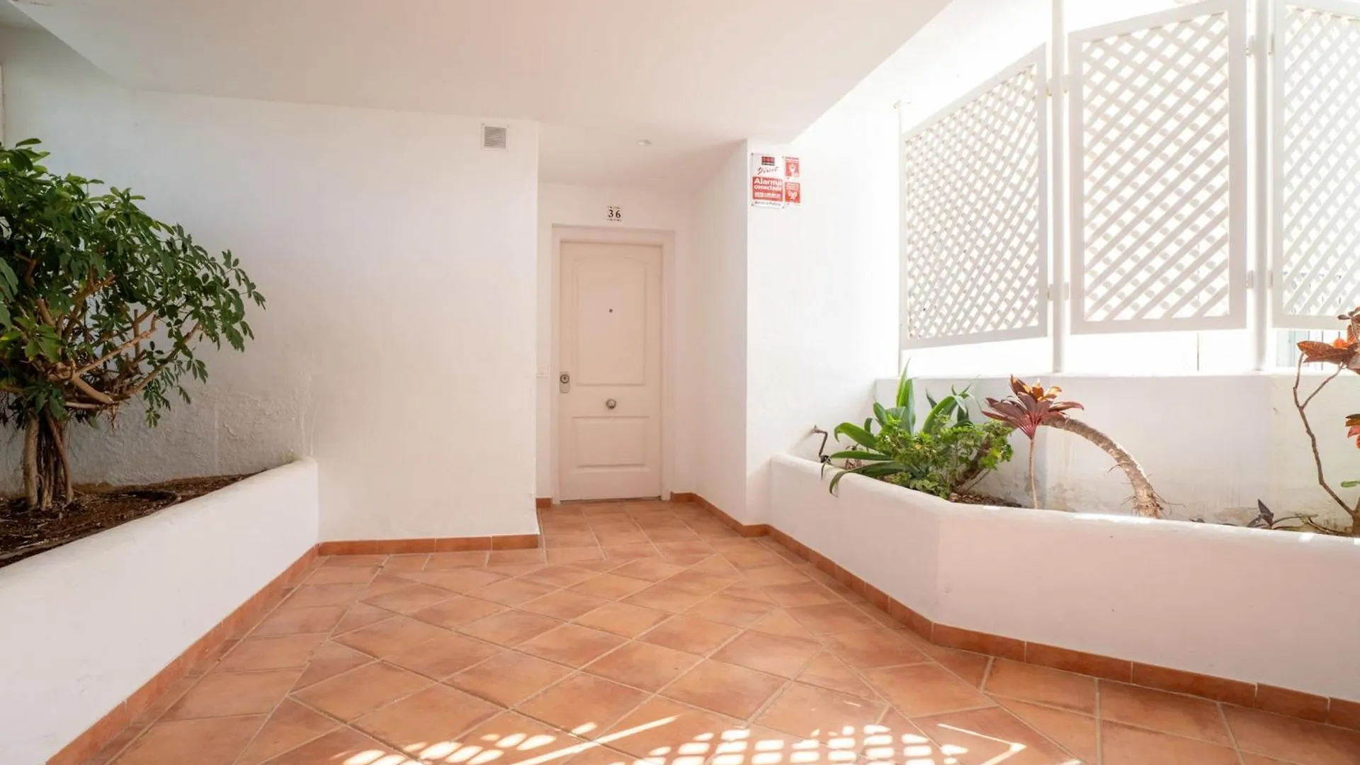Beachside Getaway In Puerto Banus 3-Bedroom Apartment In Playa Rocio Marbella Hiszpania